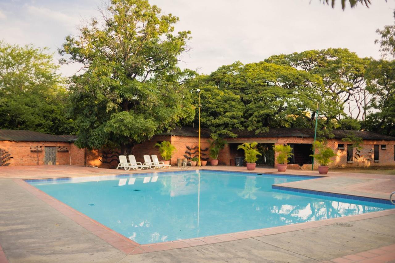 Hotel Faranda Bolivar Cucuta, A Member Of Radisson Individuals Eksteriør billede