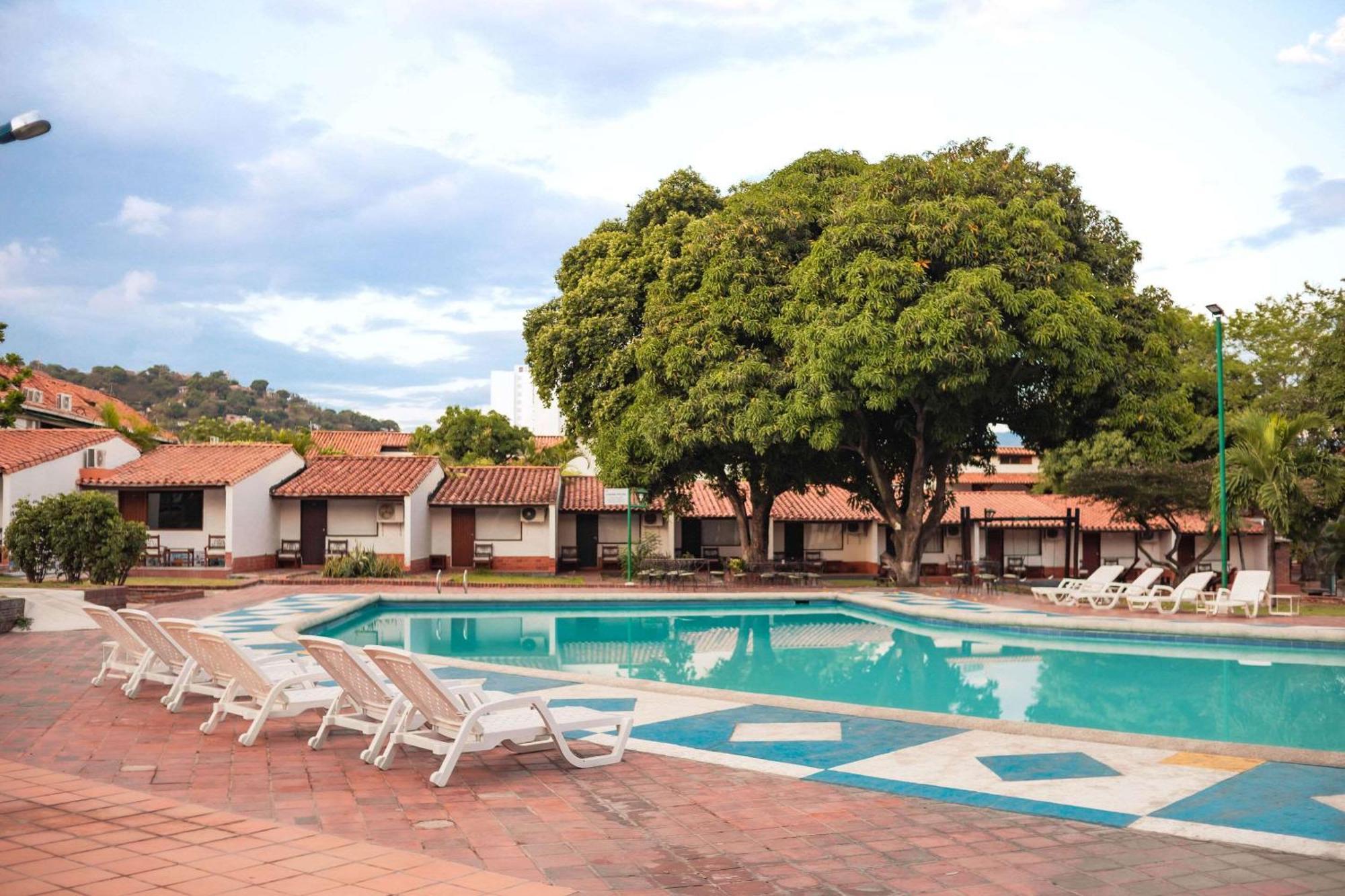 Hotel Faranda Bolivar Cucuta, A Member Of Radisson Individuals Eksteriør billede